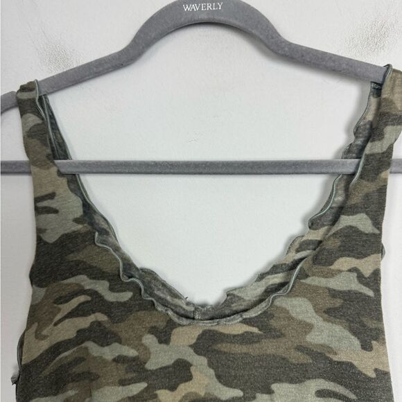 PINK VICTORIA’S SECRET | Camouflage Crop Top Pajama Sleep Women’s Size Large - Picture 3 of 7